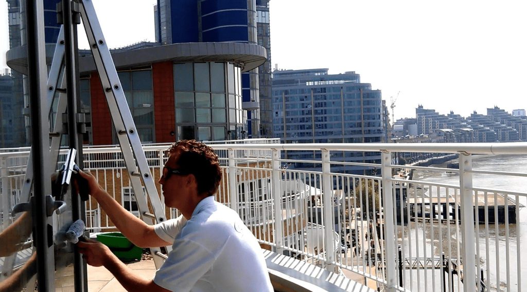 cladding cleaning manchester
